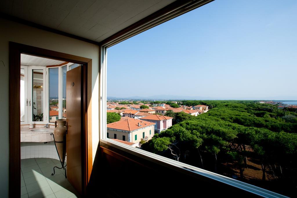 Hotel Tornese - Rooftop Sea View Cecina  Room photo